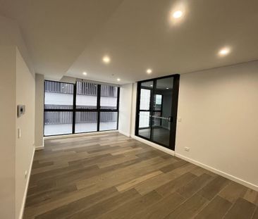 A505/311 HUME HIGHWAY Liverpool - Photo 4