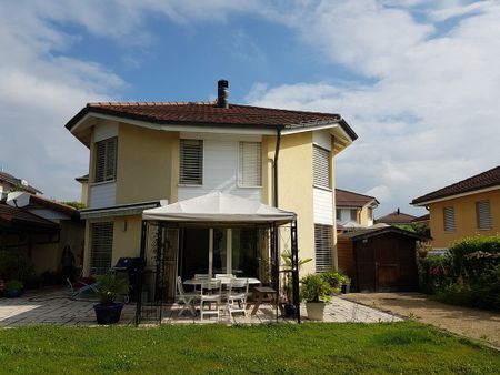 A LOUER! Splendide villa dans un quartier résidentiel de Bussigny - Photo 2