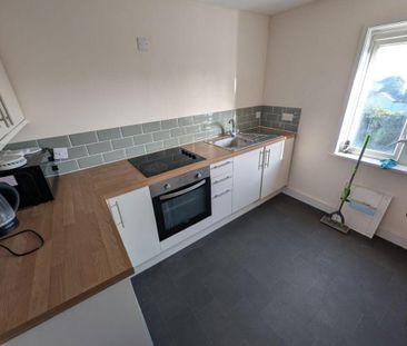 2 bedroom apartment to rent - Photo 3