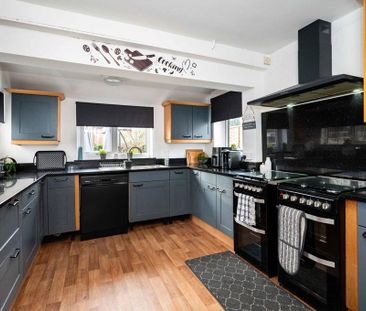 1 bedroom semi-detached house to rent - Photo 6