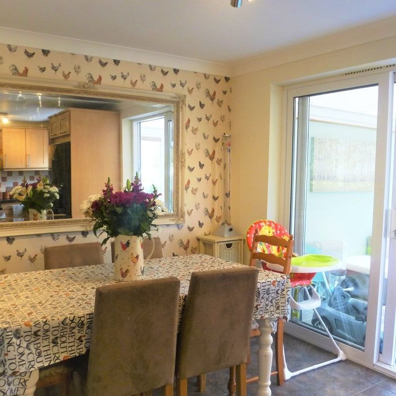 Chichester Close - Photo 1