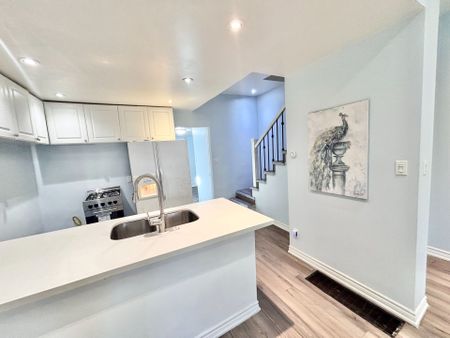 For Lease - 25 Niagara Street, Hamilton, Ontario - Photo 4