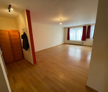 Appartement 2ch avec emplacement de parking à 1190 Forest  Loyer: ... - Photo 1