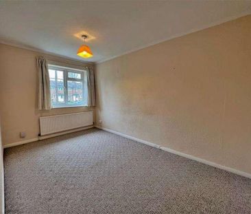 Woking, Surrey, GU22 - Photo 2