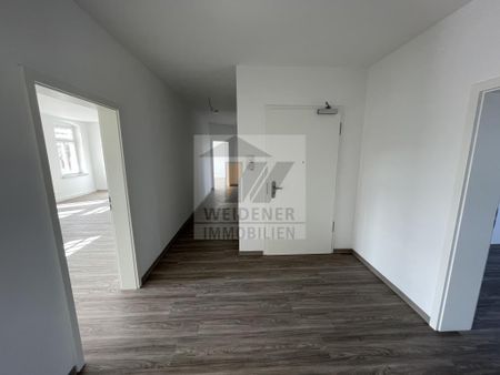 Moderne Wohnung mit Balkon, zwei Bädern und vier Räumen! - Photo 5