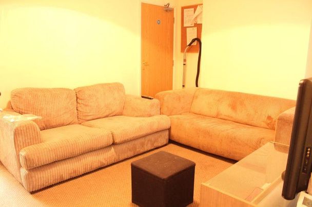 3 bedroom house share to rent - Photo 1