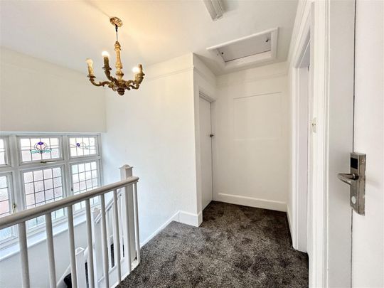 1 Bedroom Room To Let - Photo 1