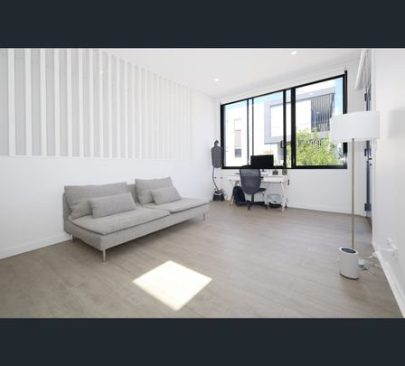 9 Farrell St, Edmondson Park, NSW 2174 - Photo 1