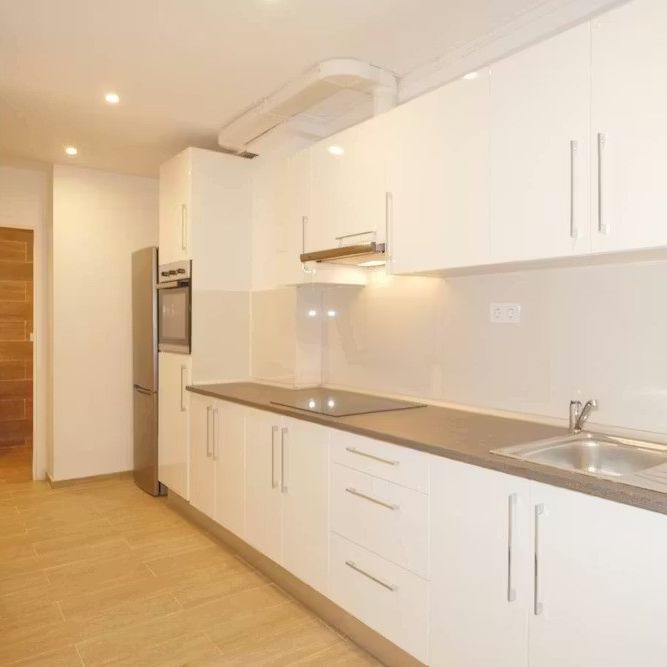 Carrer de la Junta de Comerç, Barcelona, Catalonia 08001 - Photo 1