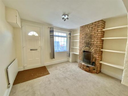 2 bedroom terraced house to rent - Photo 3