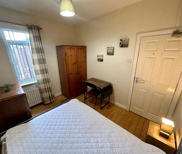 Donegall Road, Room 3, BT125NB, Belfast - Photo 4