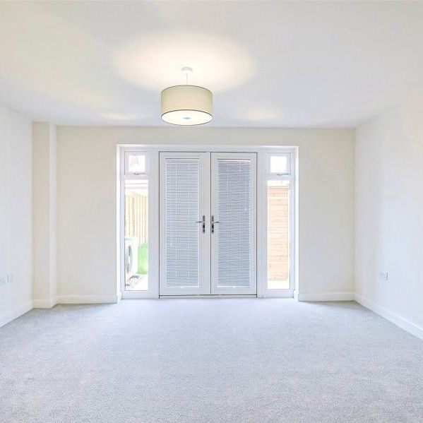 2 bedroom house to rent Stedman Avenue, Thurston, Bury St. Edmunds, Suffolk, IP31 - Photo 1