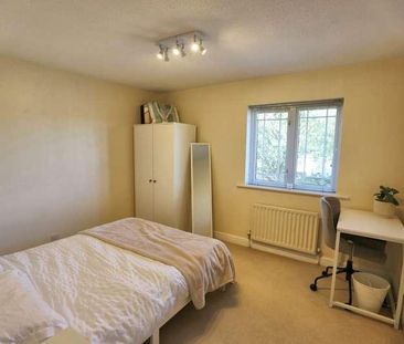 Pickenham Close, Macclesfield, SK11 - Photo 3