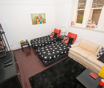 STUDIO APARTMENT IN THE HEART OF MELBOURNE. - Photo 6