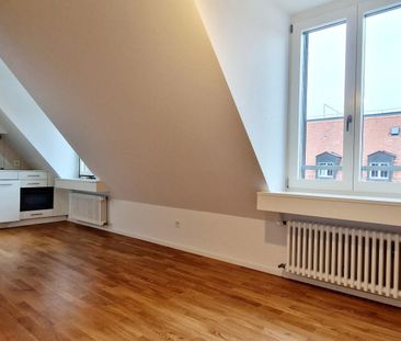 Urban single apartment is waiting for you! - Photo 2