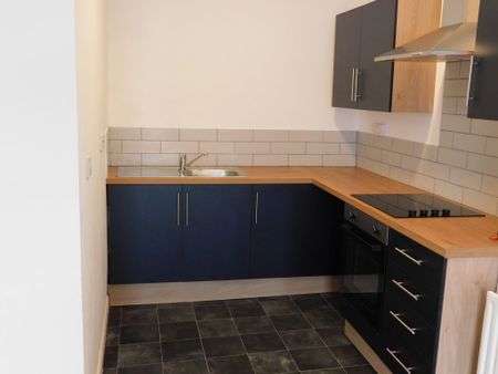 Durham Road, Birtley - Photo 2