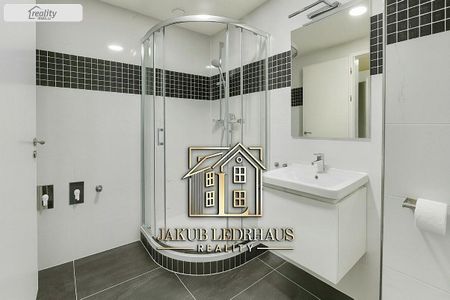 Pronájem bytu 1+kk 32 m² - Photo 3