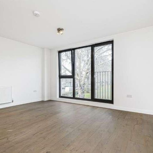 Frobisher Road, Crouch End, N8 - Photo 1