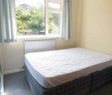 Bedroom Detached House In Winton, BH9 - Photo 2