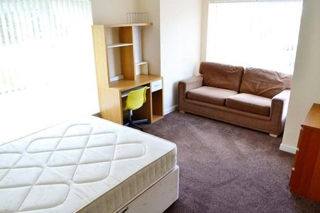 4 bedroom house to rent - Photo 4