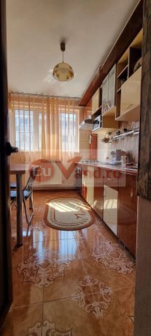 Închiriază Apartament 2 camere Micro 18 - Fotografie 5