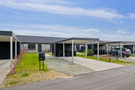 Nyopført ende-rækkehuse med egen have og carport - Foto 2