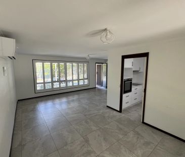 Modern Professional Living - Photo 6