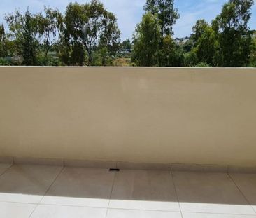 Luxury Townhouse for rent in Nueva Andalucia, Spain - Photo 1