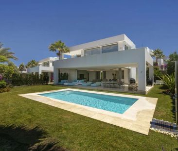 Alquiler de casa o chalet independiente en Calle C, 12 b - Photo 4
