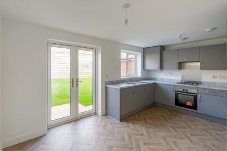 2 bedroom semi-detached house to rent - Photo 3