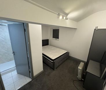 5 bedroom house share to rent - Photo 3