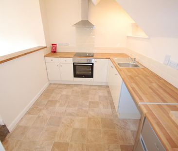 1 bedroom apartment to rent - Photo 2