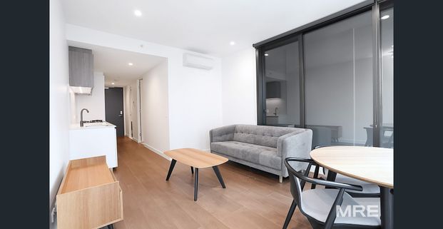 2002/9-23 Mackenzie Street, Melbourne, Vic 3000 - Photo 1