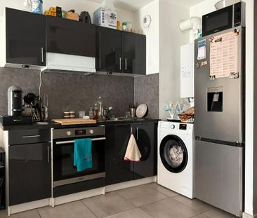 Location Appartement 2 pièces 40m² MEYZIEU 69330 - Photo 3