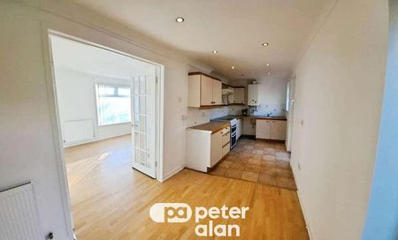 Bay Tree Avenue, Sketty, Swansea, SA2 - Photo 5