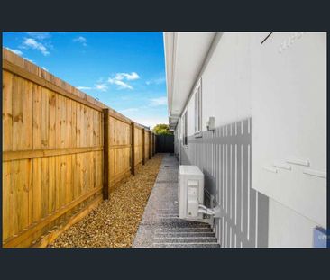 🏡 Simple Living in a Convenient Location - Photo 6