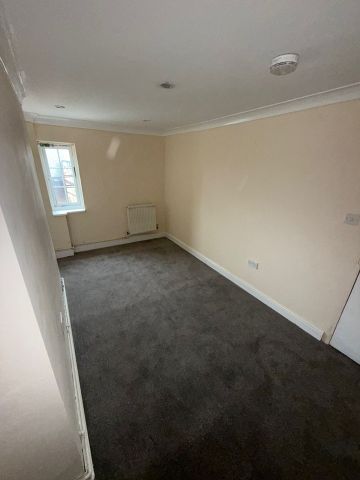 3 Bed Flat, Oxford Road, RG1 - Photo 5