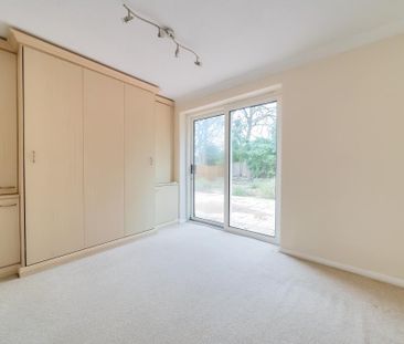 3 bedroom detached bungalow to rent - Photo 4