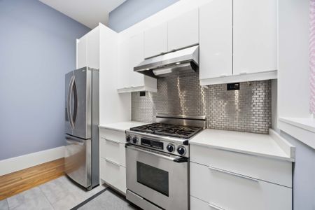 For Lease - 251 High Park Avenue Unit# Upper, Toronto, Ontario - Photo 4