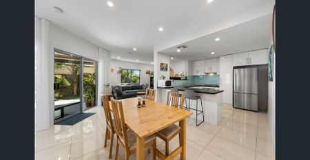 Low-Maintenance Living in a Prime Torrensville Location - Photo 3