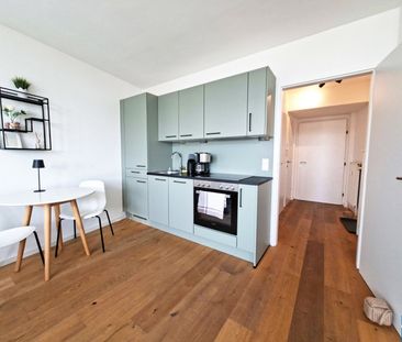 Vollmöblierte Dachgeschosswohnung mit Charme und Top-Anbindung in W... - Photo 4