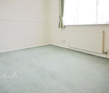 2 bedroom end of terrace house to rent - Photo 3