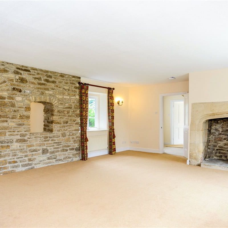 A beautiful detached family home which has been the subject of renovation within recent years, situated on the outskirts of Bradford On Avon with large garden and driveway parking. - Photo 1