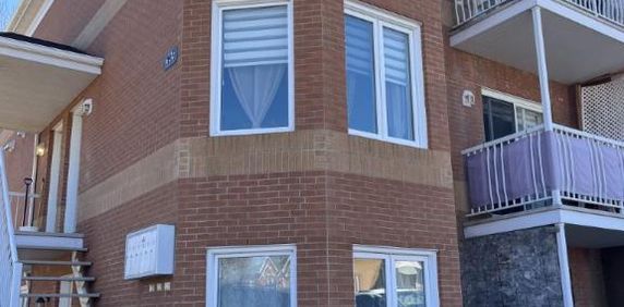 4 1/2 - Lévis - 1 025 $/mois - Photo 2