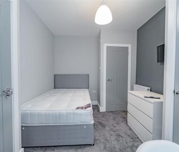 7 bedroom apartment to rent - Photo 2