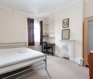 5 bedroom terraced house to rent - Photo 1