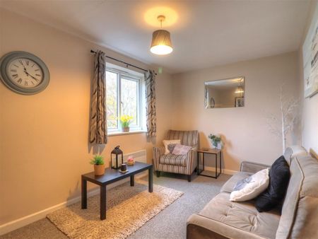 Masons Road, Stratford-Upon-Avon - Photo 2