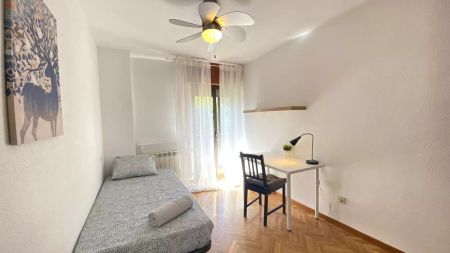 Room in a shared 5-bedroom apartment for rent in Almenara - Foto 5