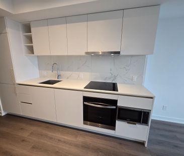 For Lease - 8 Wellesley St W Street Unit# 3011, Toronto, Ontario - Photo 2