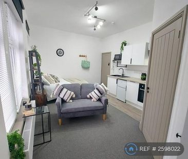 Studio to rent - Photo 2